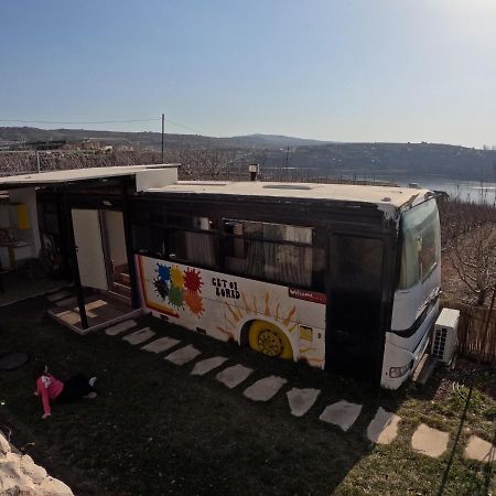 The Bus Daire Majdal Shams Dış mekan fotoğraf